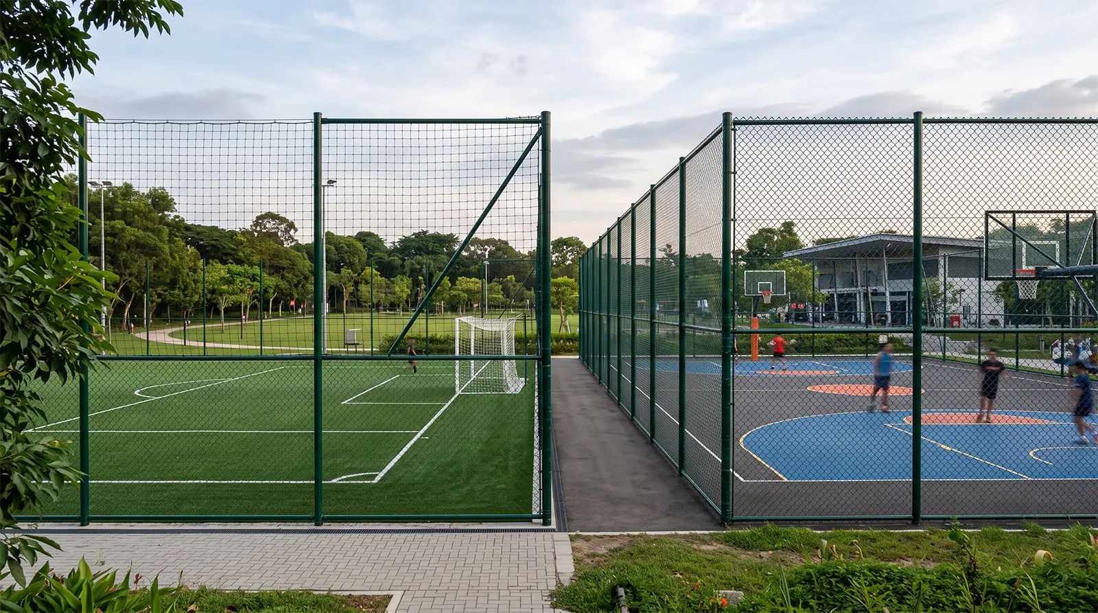 Spor Sahası Çiti: Futbol ve Basketbol Standartları
